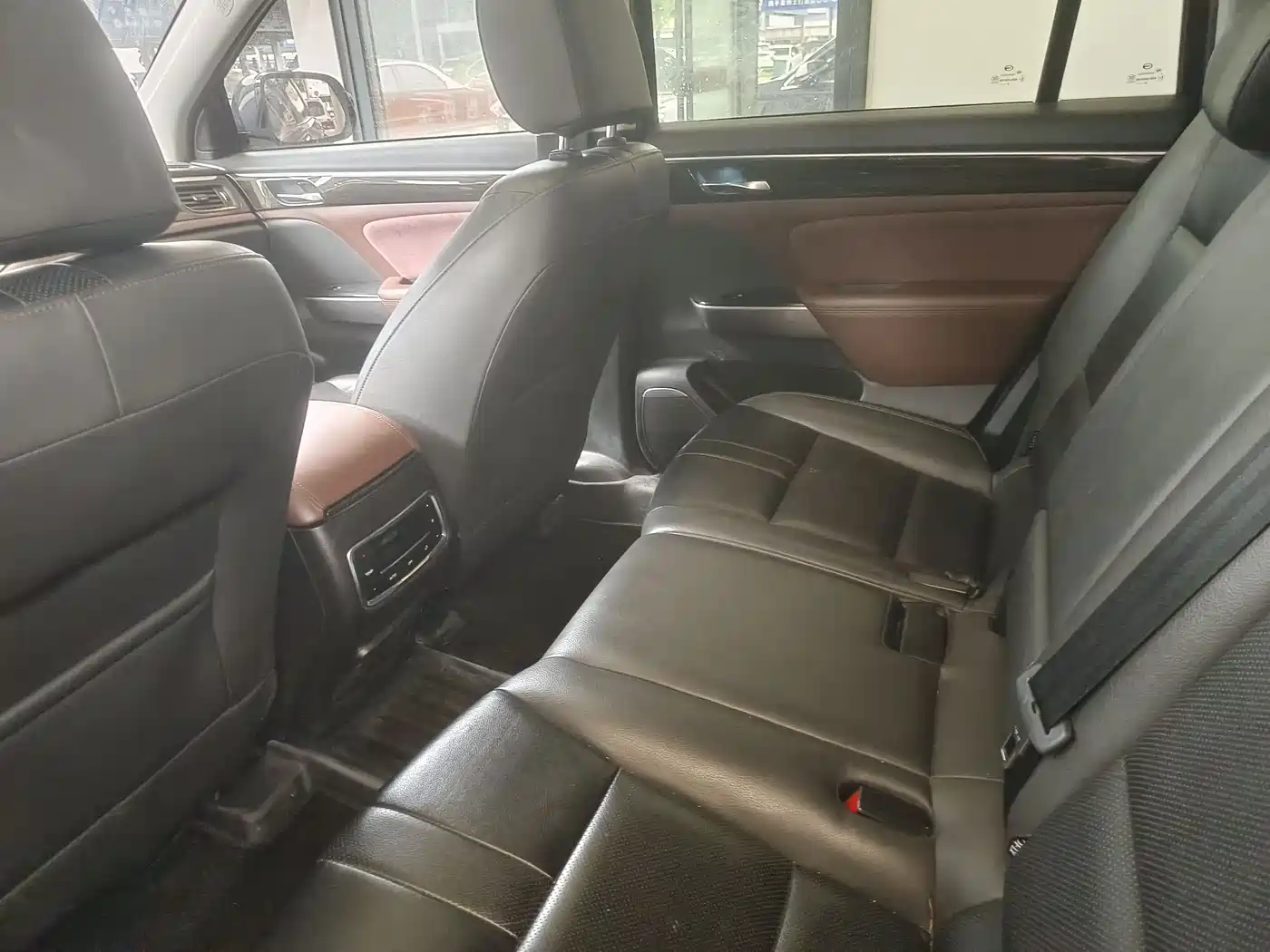 GAC Trumpchi Trumpchi GS8 2017 320T 2WD Luxury Smart Connect (7-seater) фото 10