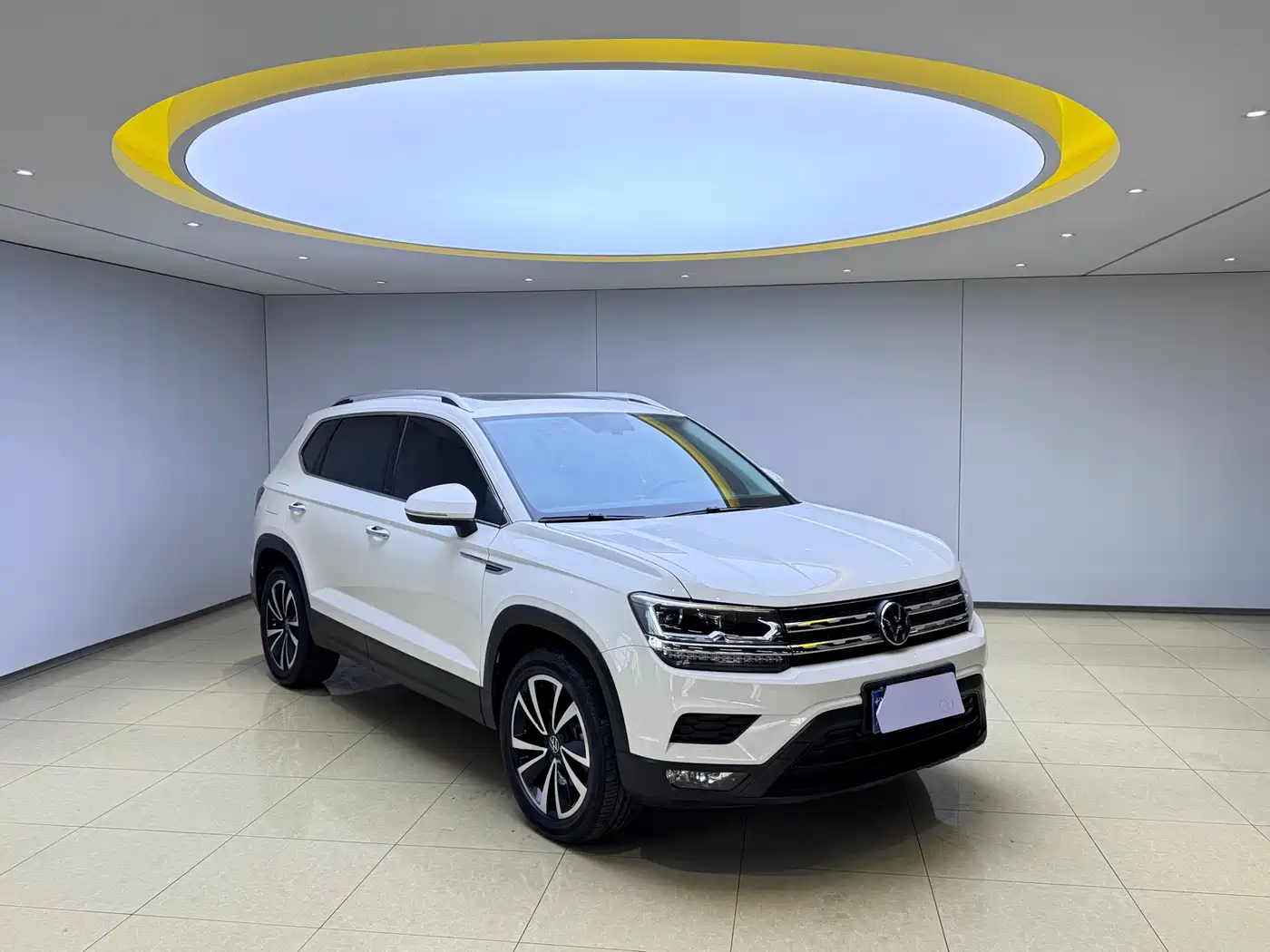 Volkswagen Tharu 2022 280TSI FWD Luxury Edition фото 3