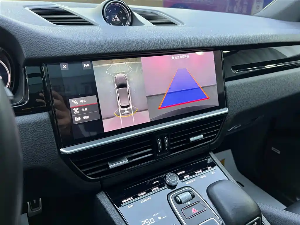 Porsche Cayenne 2019 Cayenne 3.0T фото 14