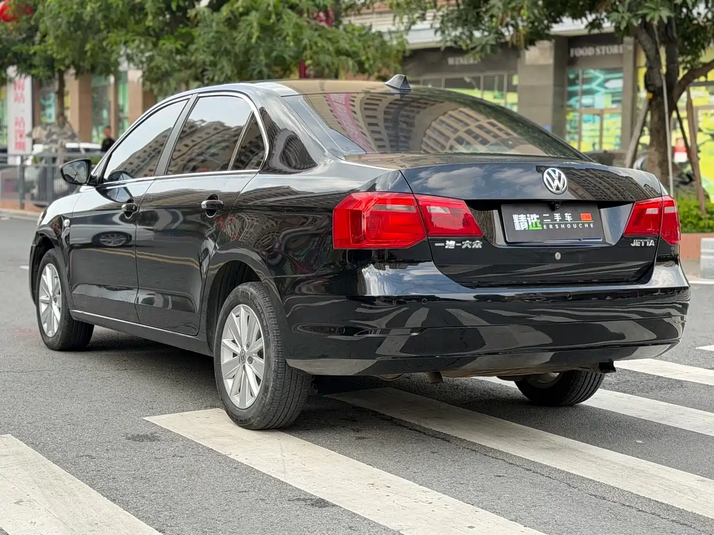 Volkswagen Jetta 2015 1.6L Auto Comfort фото 11