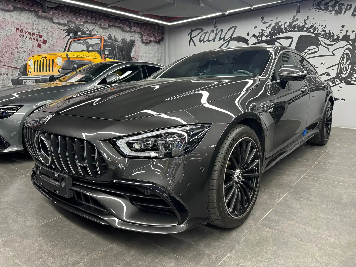 MERCEDES-BENZ AMG GT
