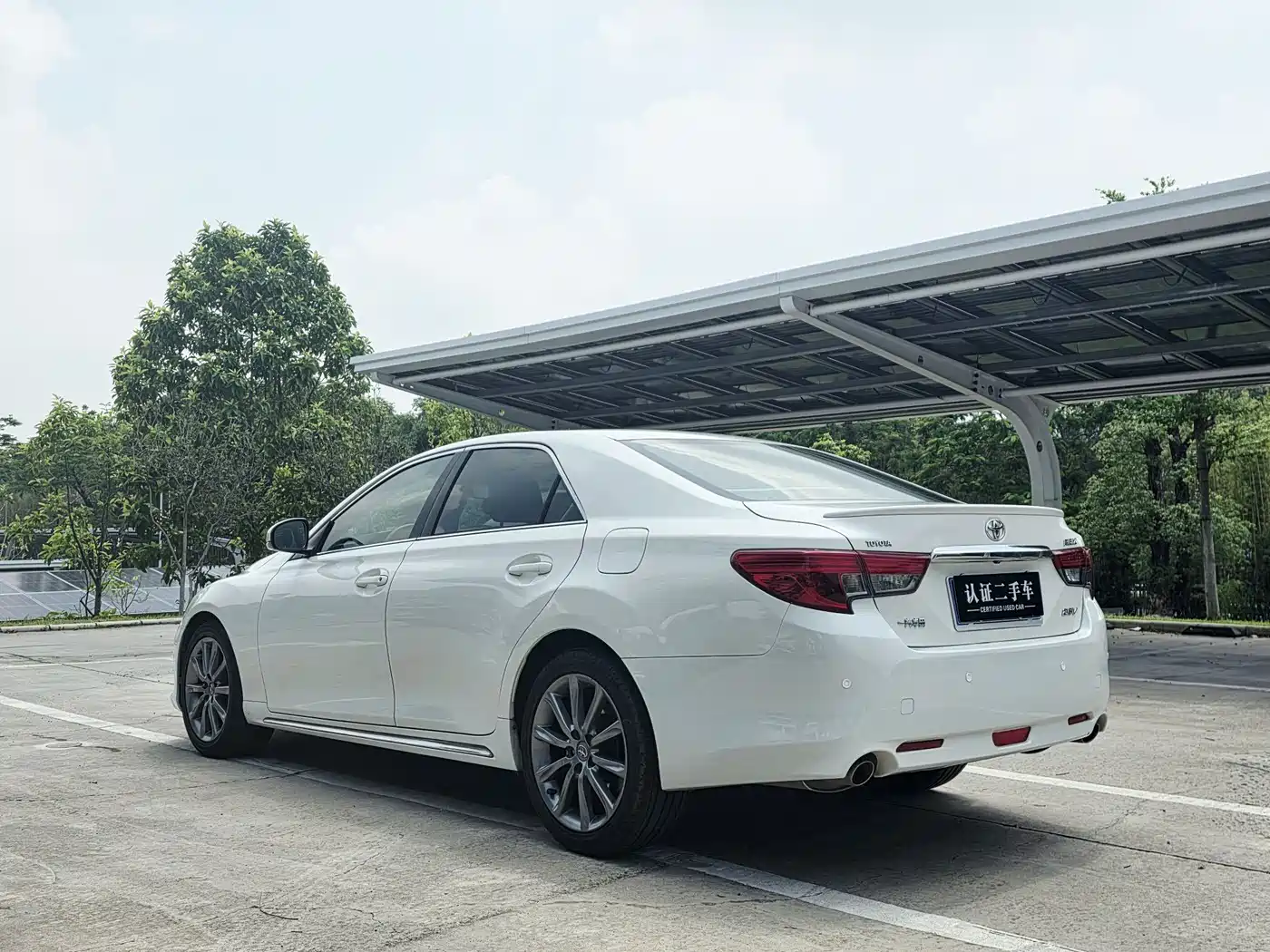 Toyota Reiz 2013 2.5V Premium Edition фото 20