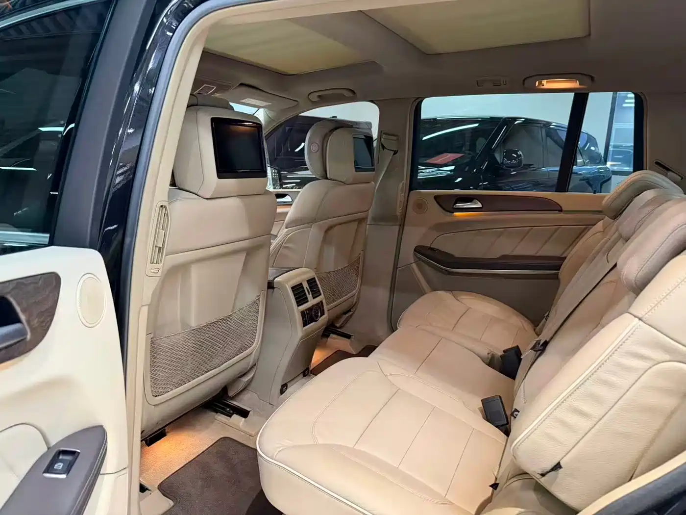 Mercedes-Benz GL-Class 2013 GL 500 4MATIC фото 13