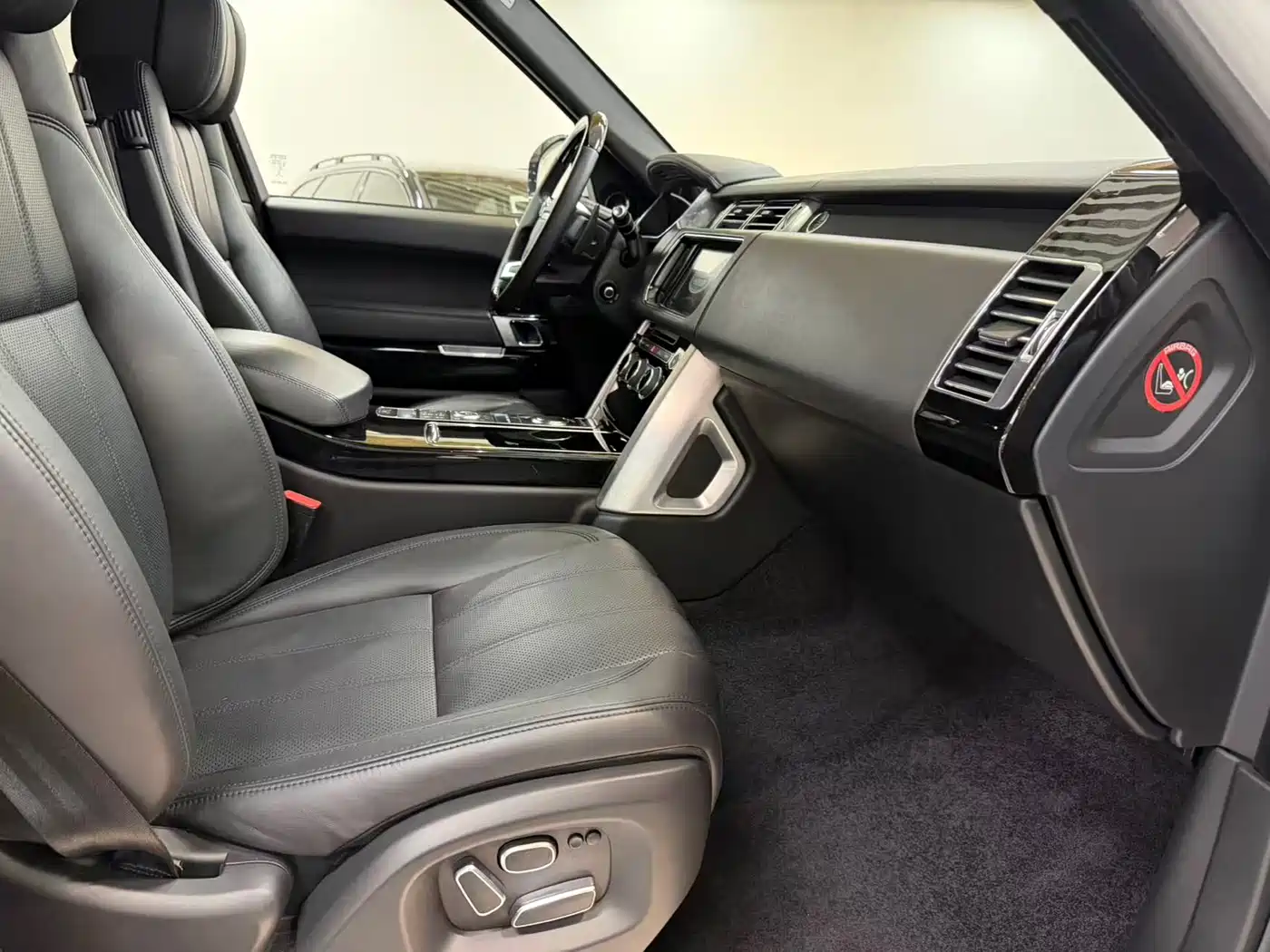 Land Rover Range Rover 2014 3.0 SC V6 Vogue SE фото 8