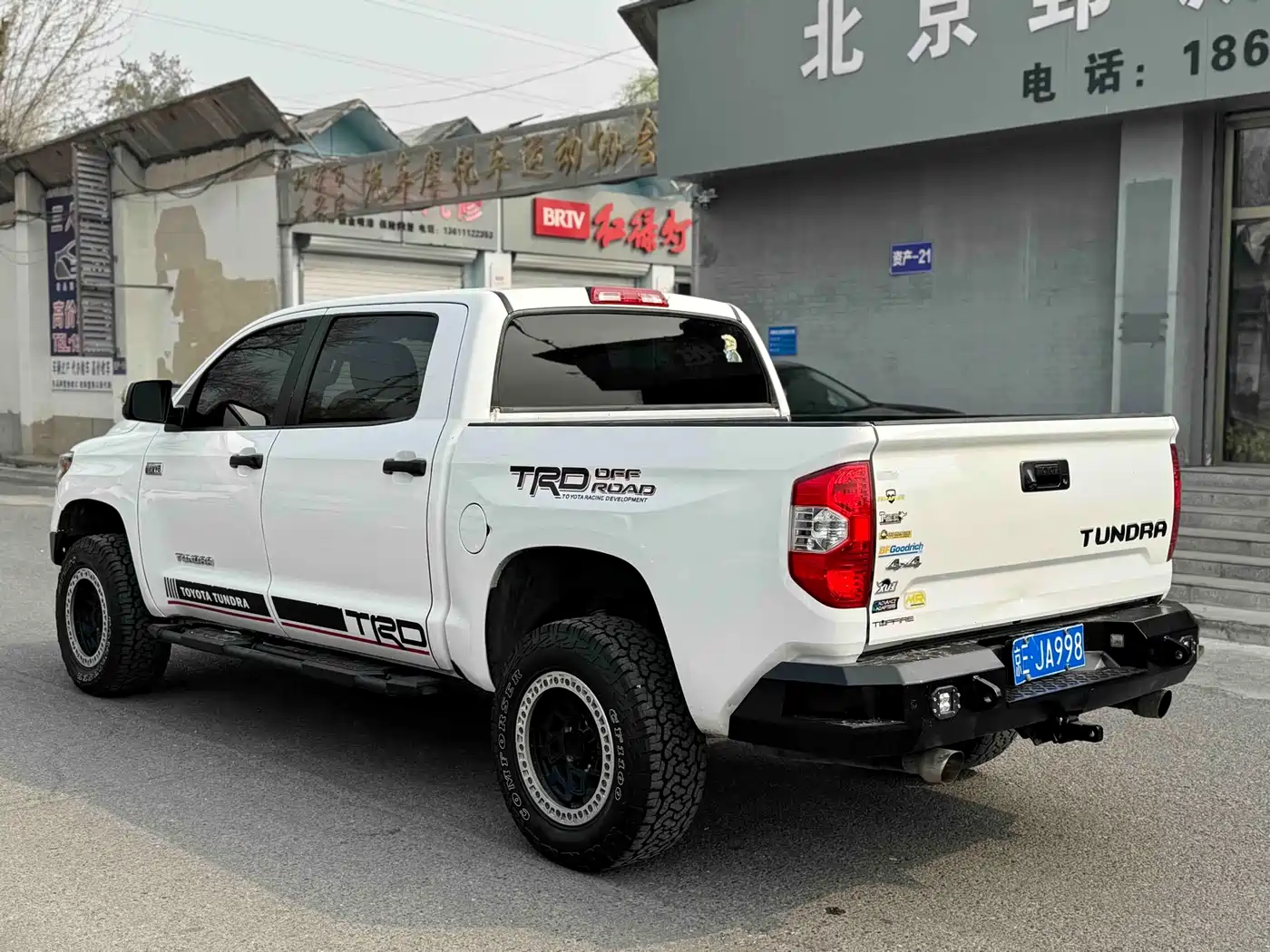 Toyota Tundra 2014 5.7L TRD Pro фото 14