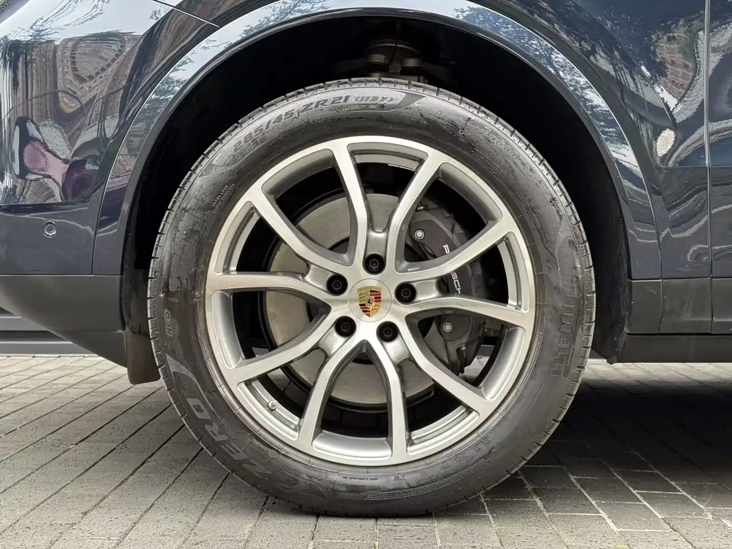 Photo 6 - Porsche Cayenne
