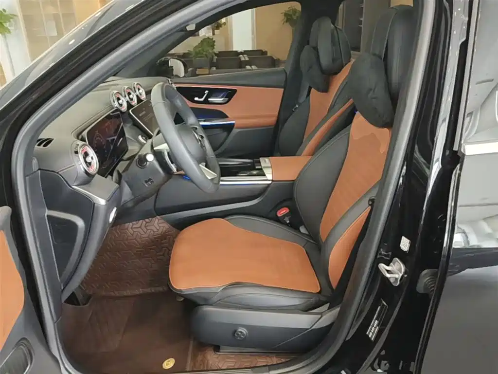 Mercedes-Benz GLC 2024 GLC 260 L 4MATIC Luxury 5-seater фото 15