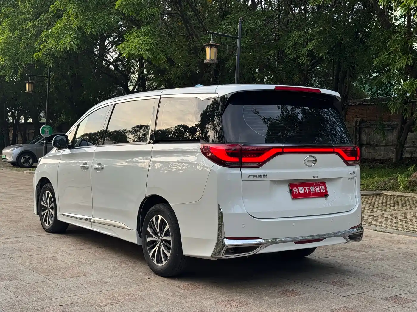 GAC Trumpchi Trumpchi M8 2023 Leading Series 390T Luxury Edition фото 16