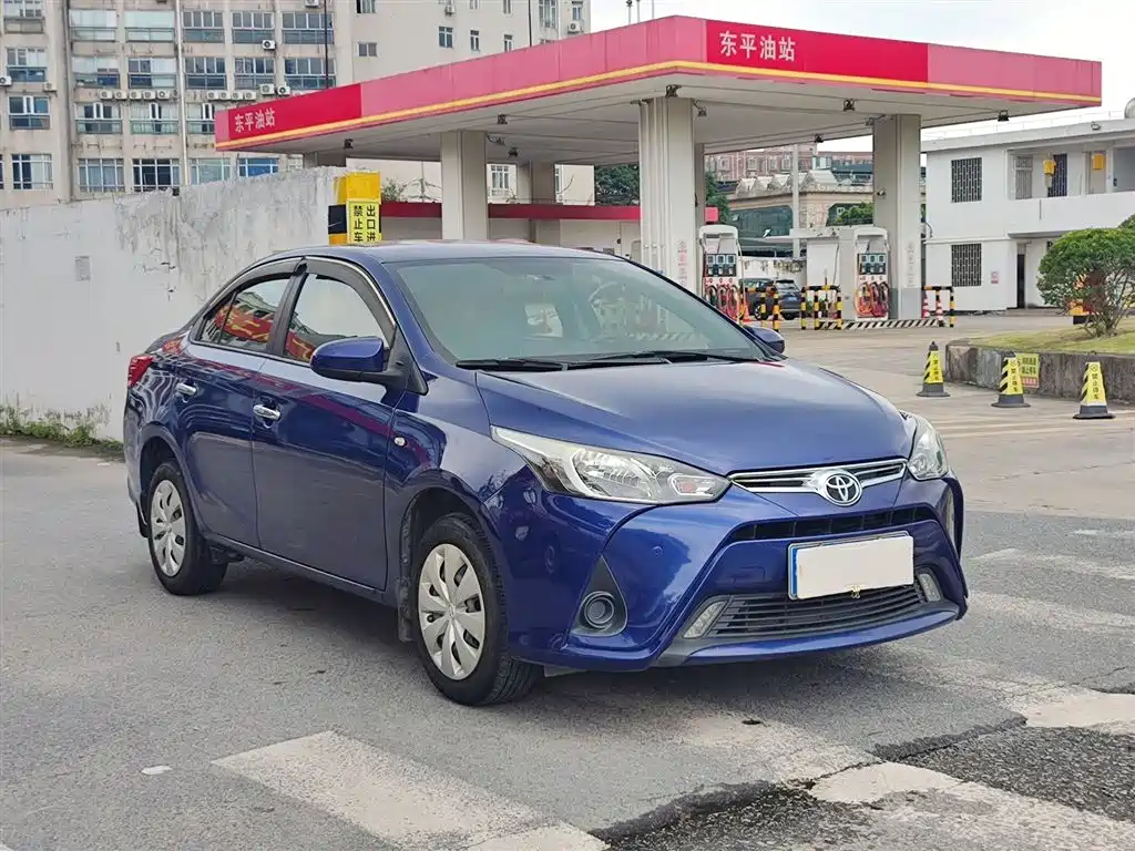Toyota YARiS L Zhi Xiang 2018 1.5E CVT Champion Limited Edition фото 3