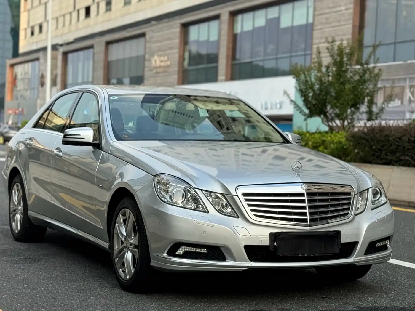 Mercedes-Benz E-Class (Import) 2010 E 200 CGI Elegance фото 3