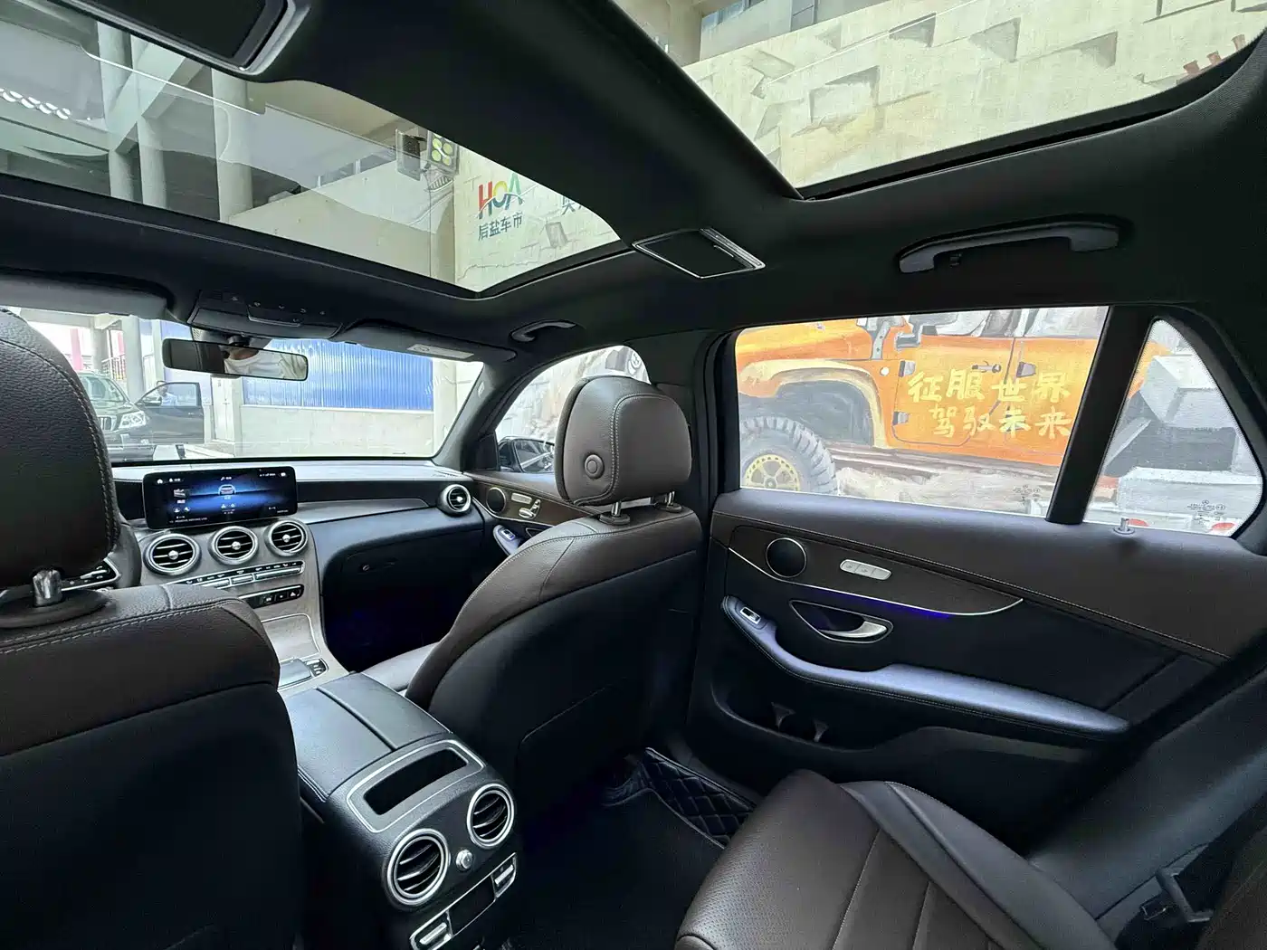 Mercedes-Benz GLC 2022 Facelift GLC 300 L 4MATIC Dynamic Collector's Edition фото 10