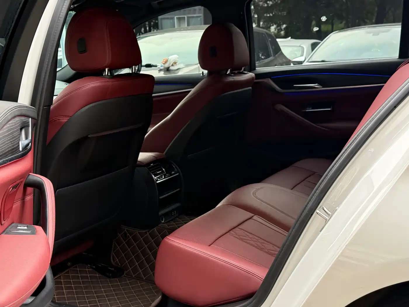 BMW 5 Series 2021 530Li Leading M Sport Package фото 12