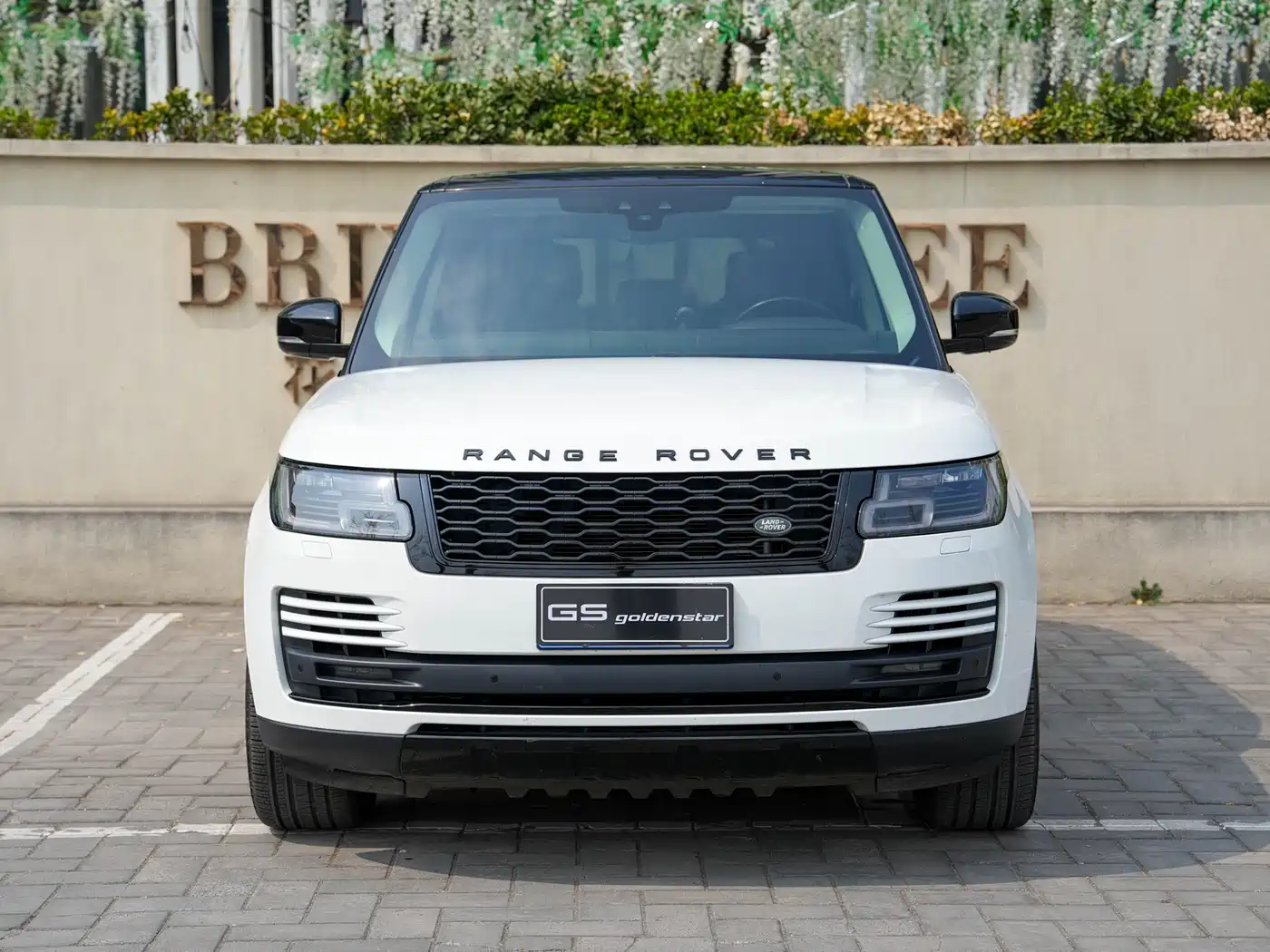 Land Rover Range Rover 2018 3.0 SC V6 Vogue SE Genesis Extended Edition фото 2