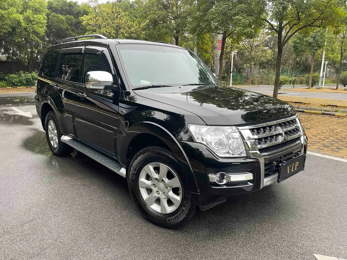 Mitsubishi Pajero (Import) 2015 3.0L Automatic Elite Premium Edition China IV фото 3