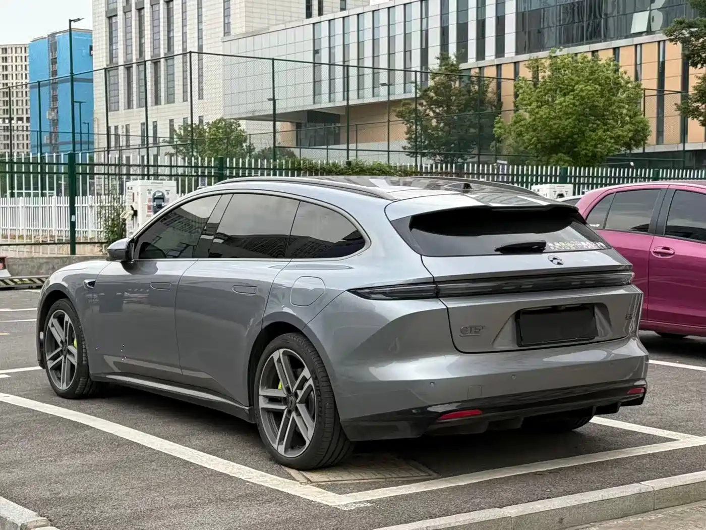 NIO ET5T 2026 2025 Model Champion Commemorative Edition 75kWh Touring