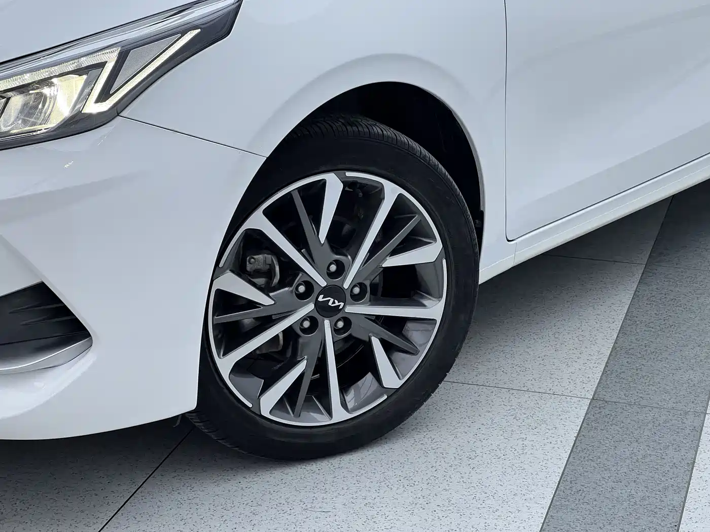 Kia K3 2021 Facelift 1.5L CVT Fashion Edition фото 5
