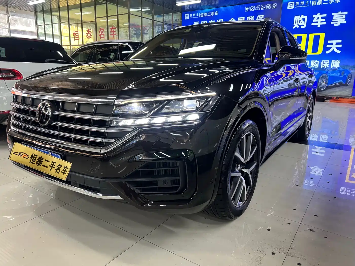 VOLKSWAGEN TOUAREG