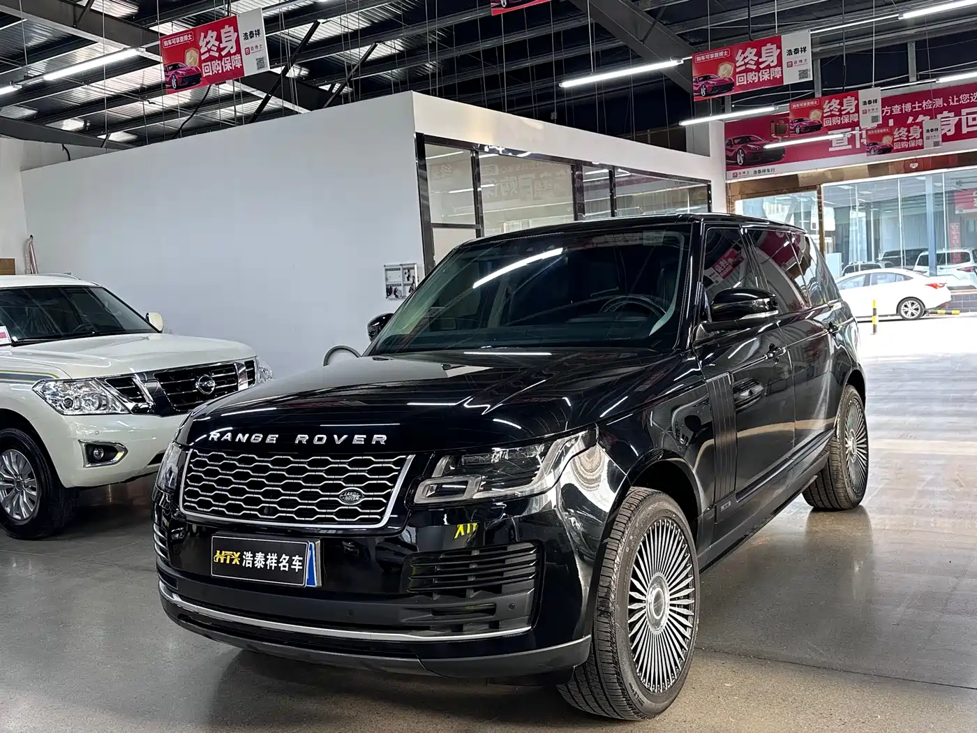 Land Rover Range Rover 2018 3.0 SC V6 Vogue Heritage Extended Edition
