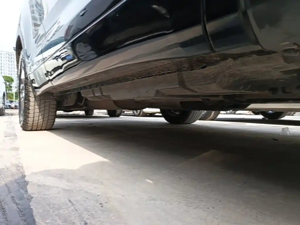 Photo 21 - Toyota Highlander