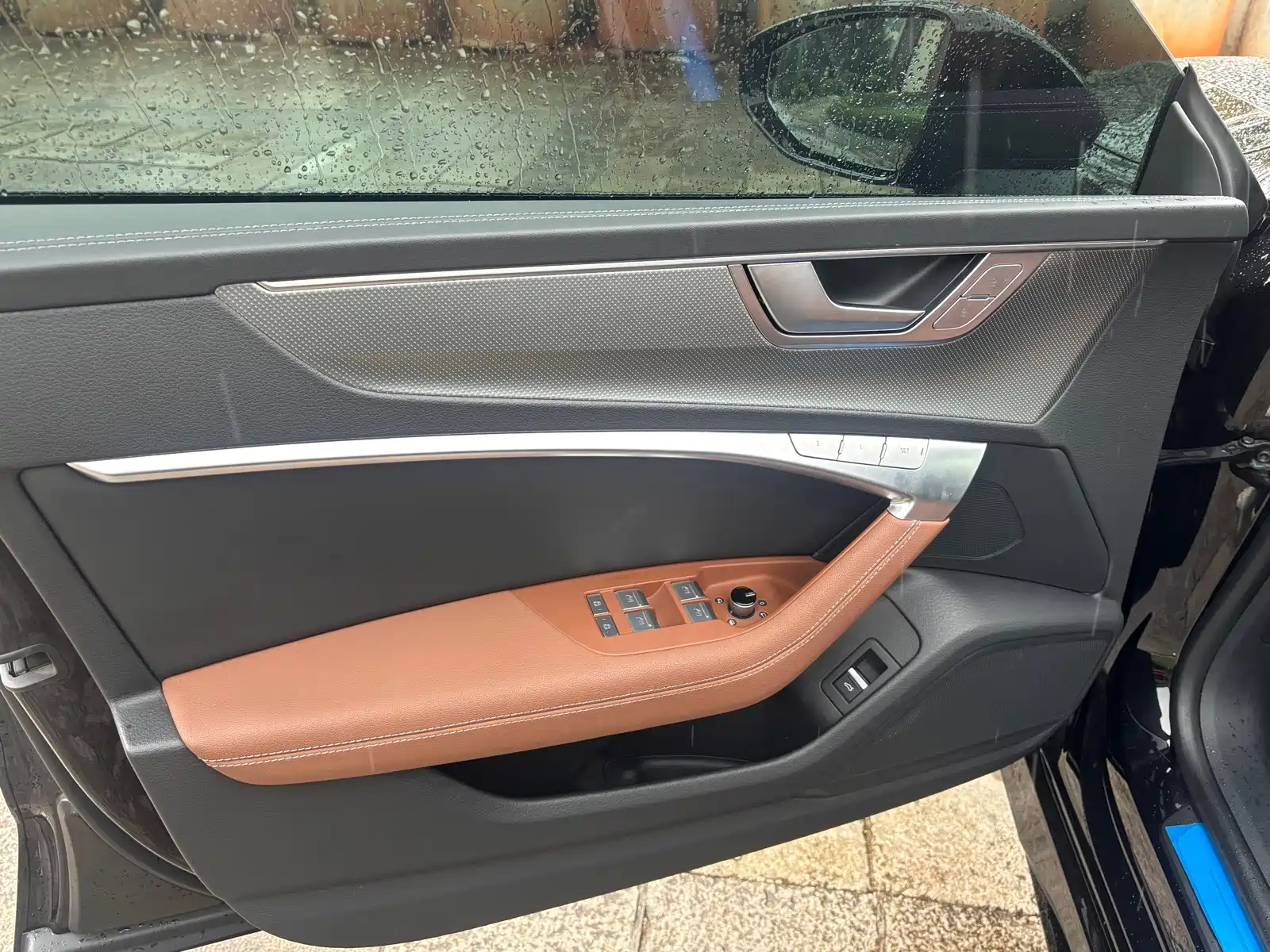 Photo 12 - Audi A7L