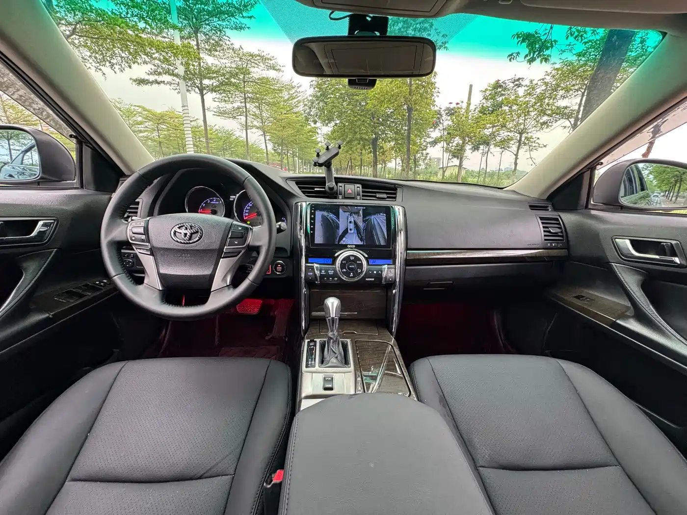 Toyota Reiz 2013 2.5V Premium Edition фото 8