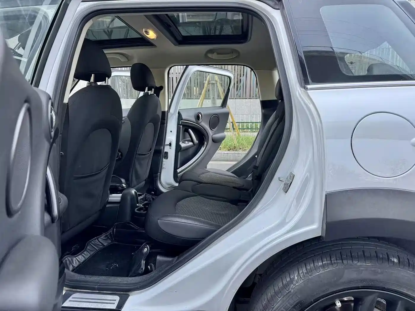 MINI COUNTRYMAN 2014 2014 1.6L COOPER Fun