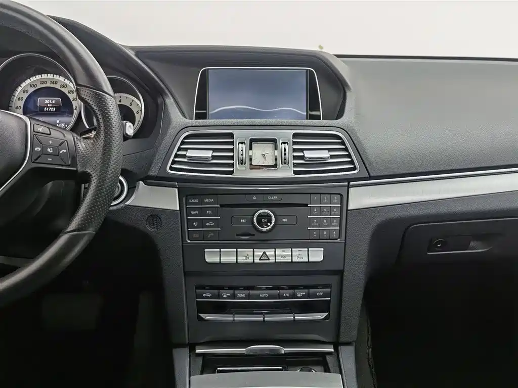 Mercedes-Benz E-Class (Import) 2014 E 200 Coupe фото 12