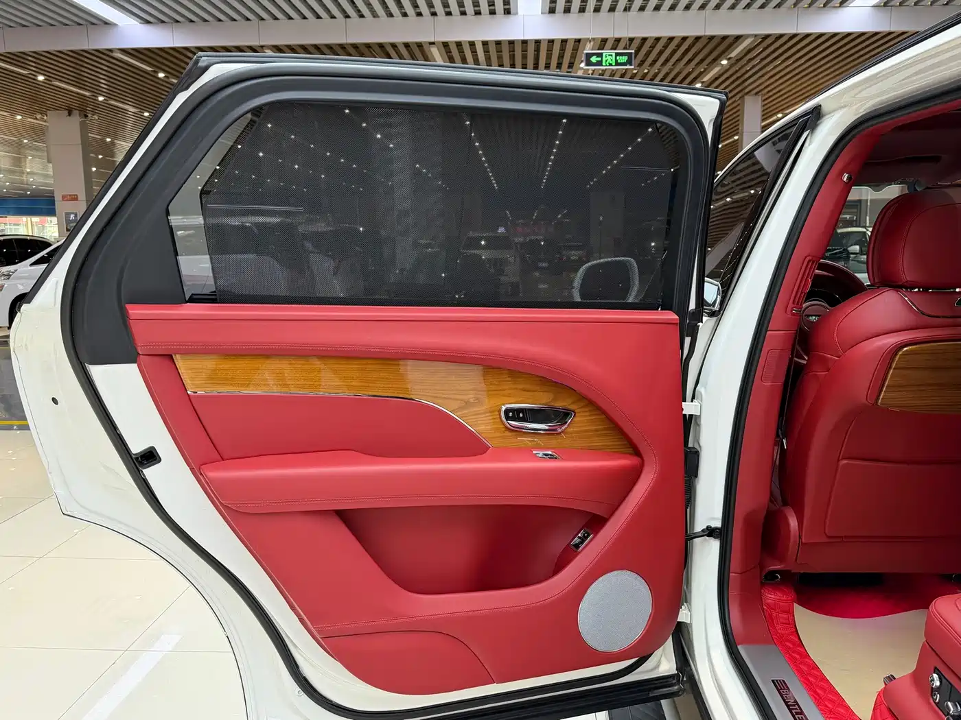 Bentley Bentayga 2024 2024 4.0T V8 Long Wheelbase