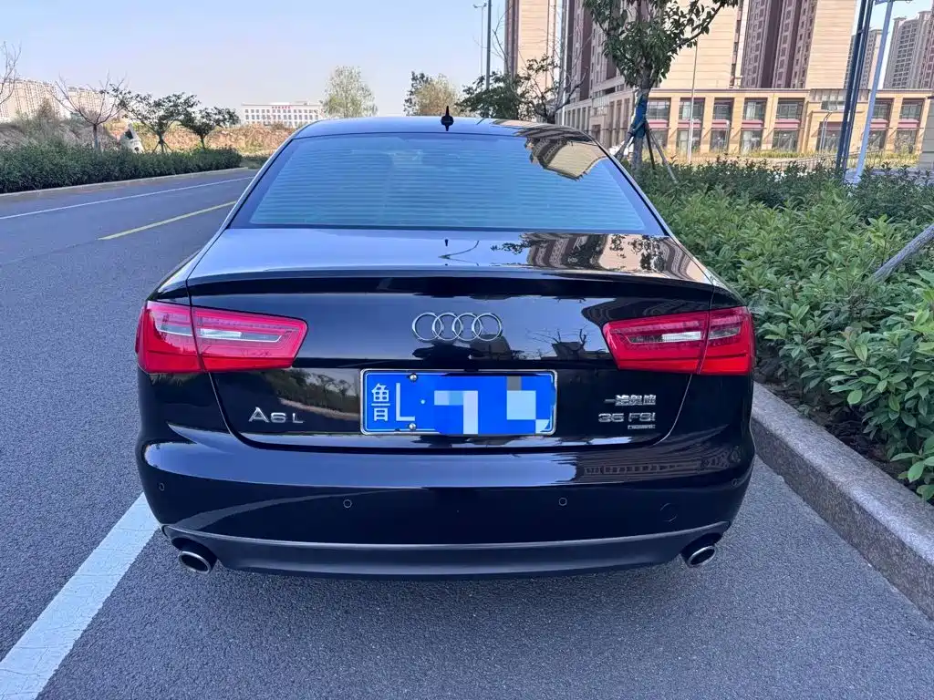 Photo 7 - Audi A6L