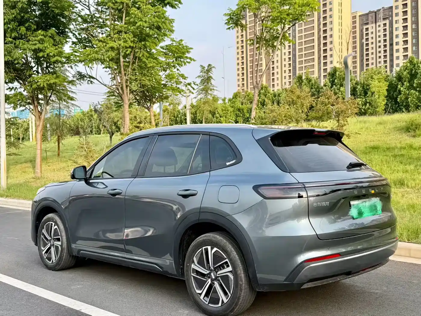 Geely Galaxy Galaxy Starship 7 EM-i 2025 Model 120km Explorer+ Edition фото 9