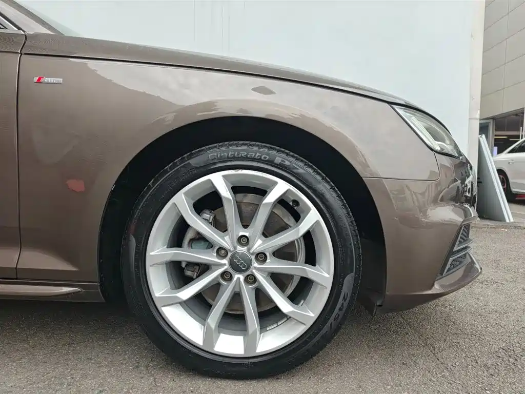 Audi A4L 2019 40 TFSI Fashion (China VI) фото 18