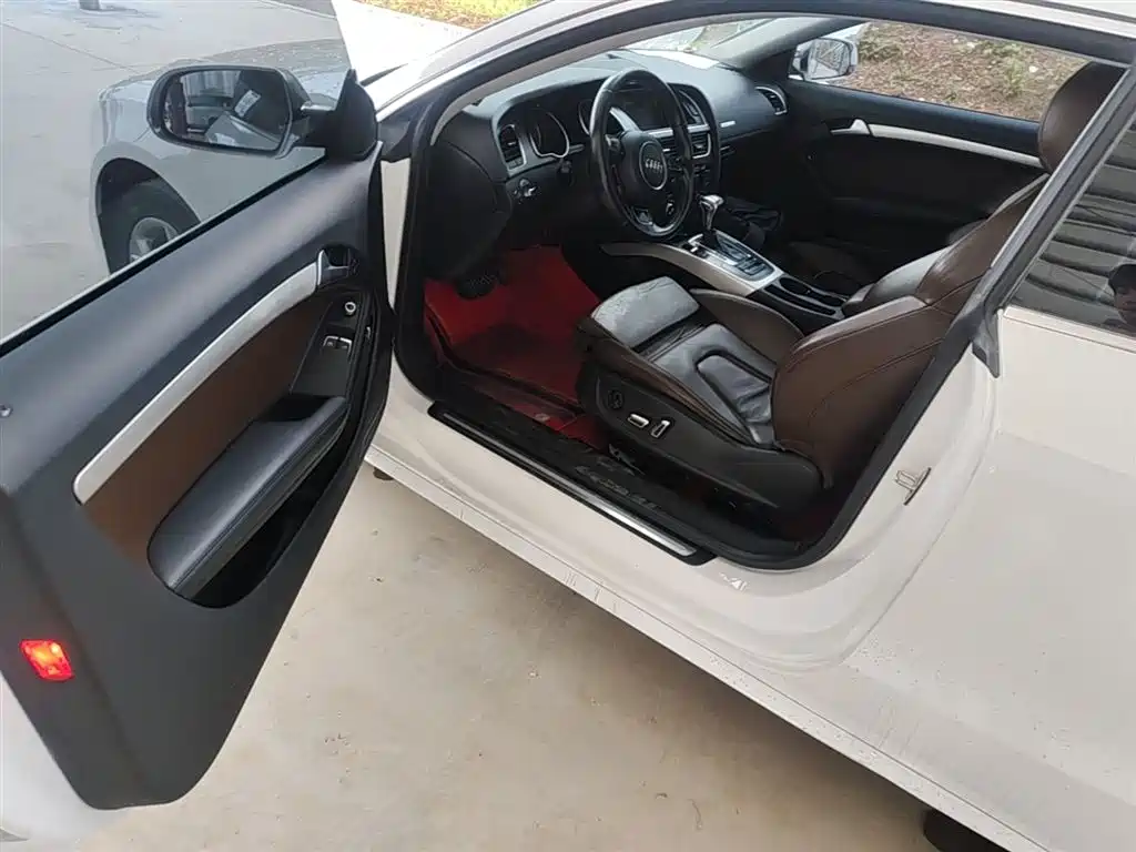 Audi A5 (Import) 2014 Coupe 45 TFSI фото 16