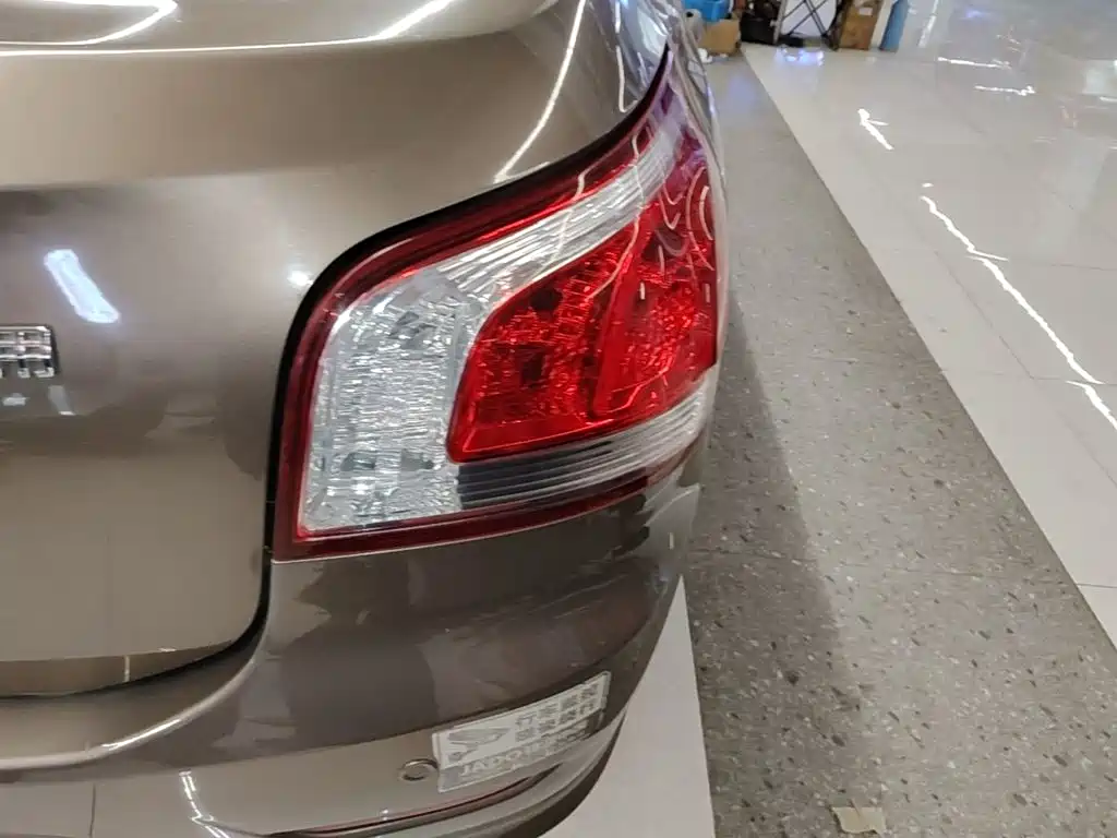 Baojun 630 2014 2013 1.5L Manual Elite