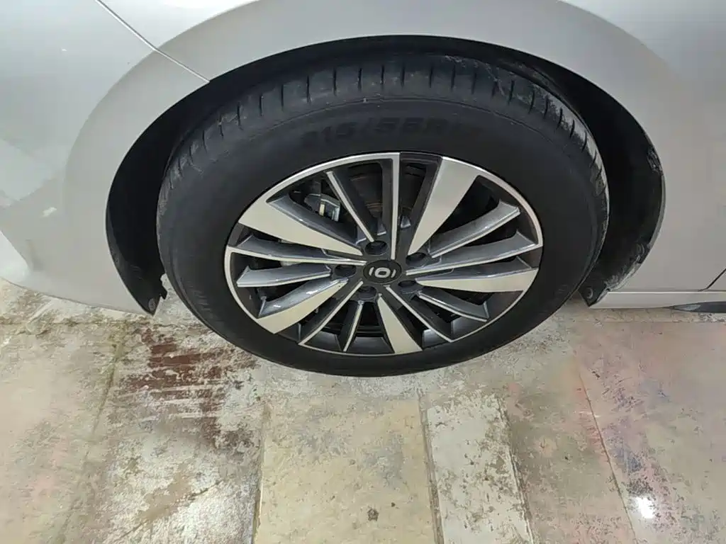 Фото 23 - Changan Qiyuan A05