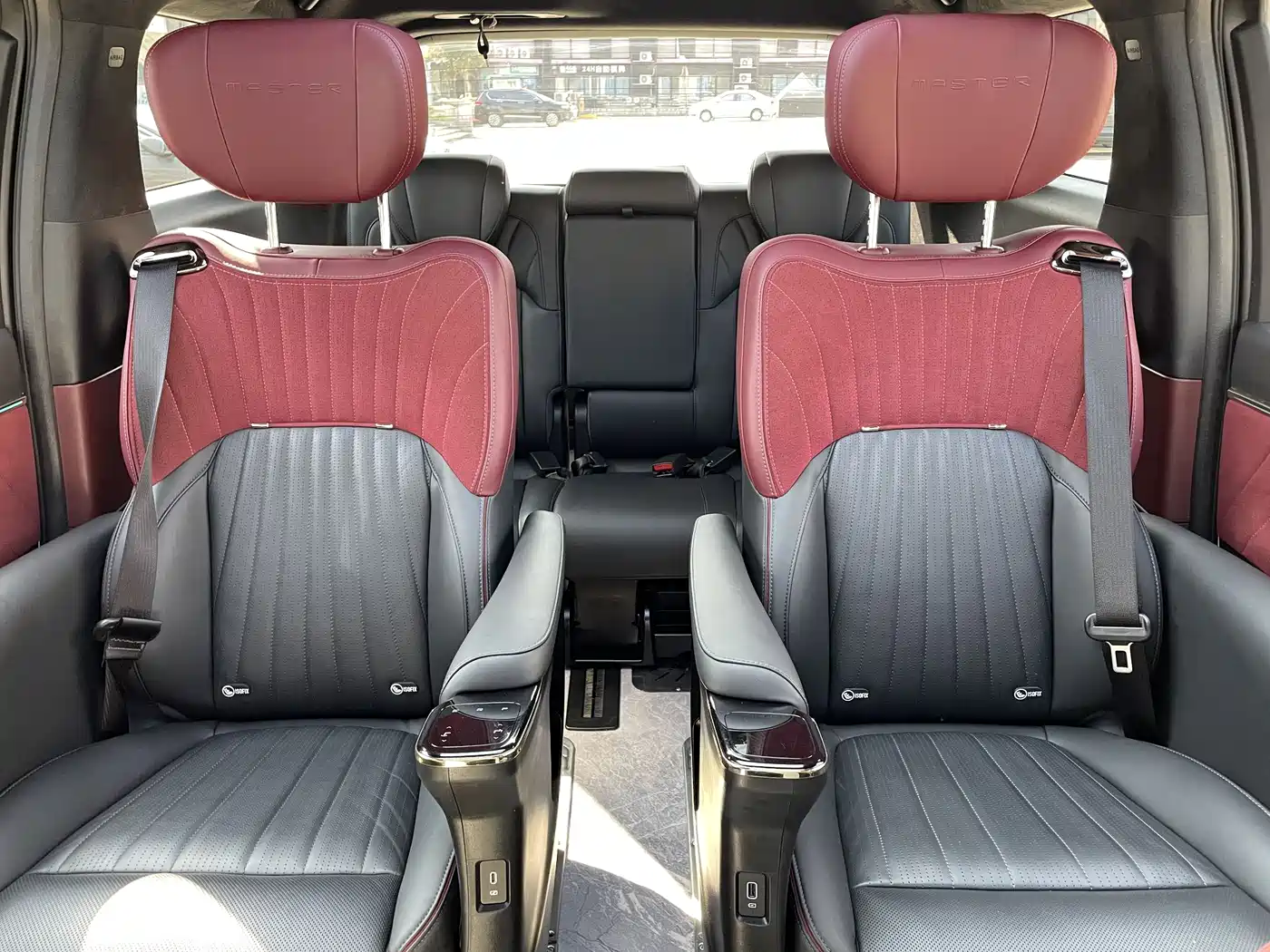 GAC Trumpchi Trumpchi M8 2023 Model Master Series Hybrid Ultimate Edition фото 15