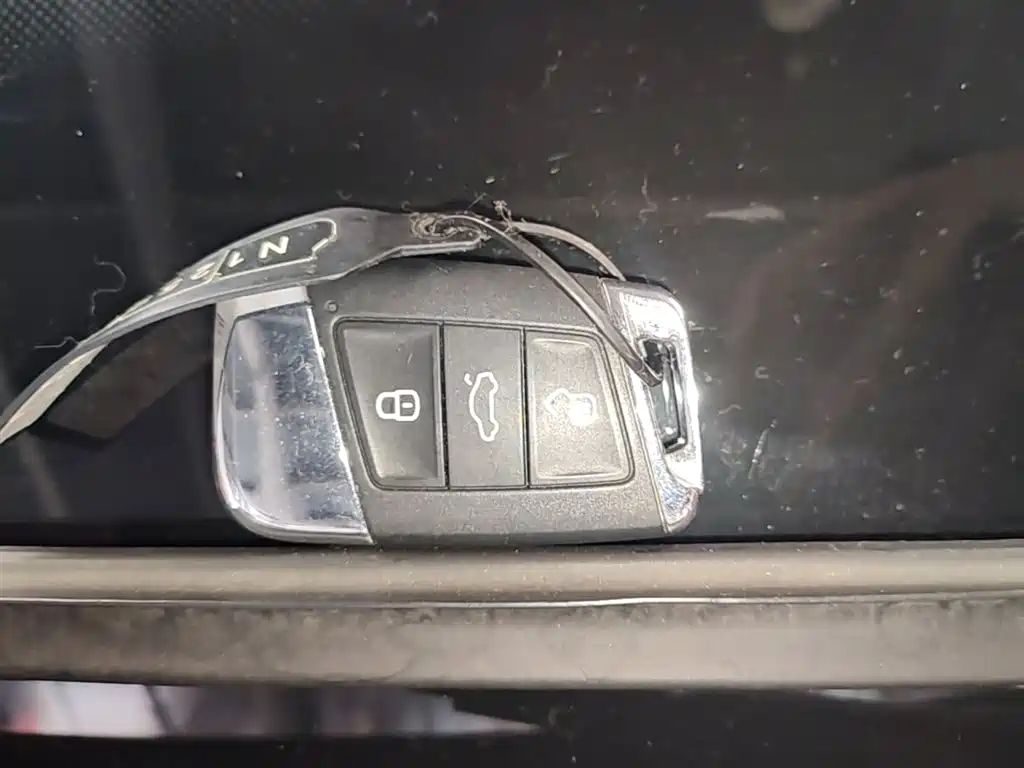 Volkswagen Passat 2020 Facelift 330TSI Luxury China VI фото 9