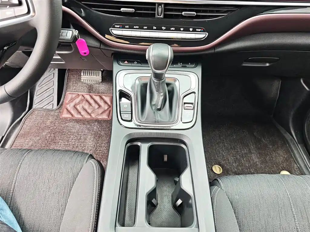 GAC Trumpchi Trumpchi M6 2021 PRO 270T DCT Elite фото 16