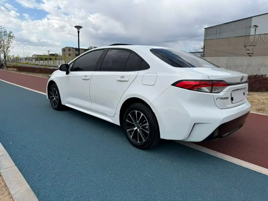 Toyota Levin 2025 2024 185T CVT Luxury Edition