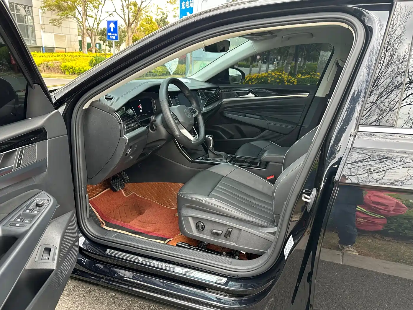 Volkswagen Passat 2023 330TSI Starlight Elite Edition фото 8