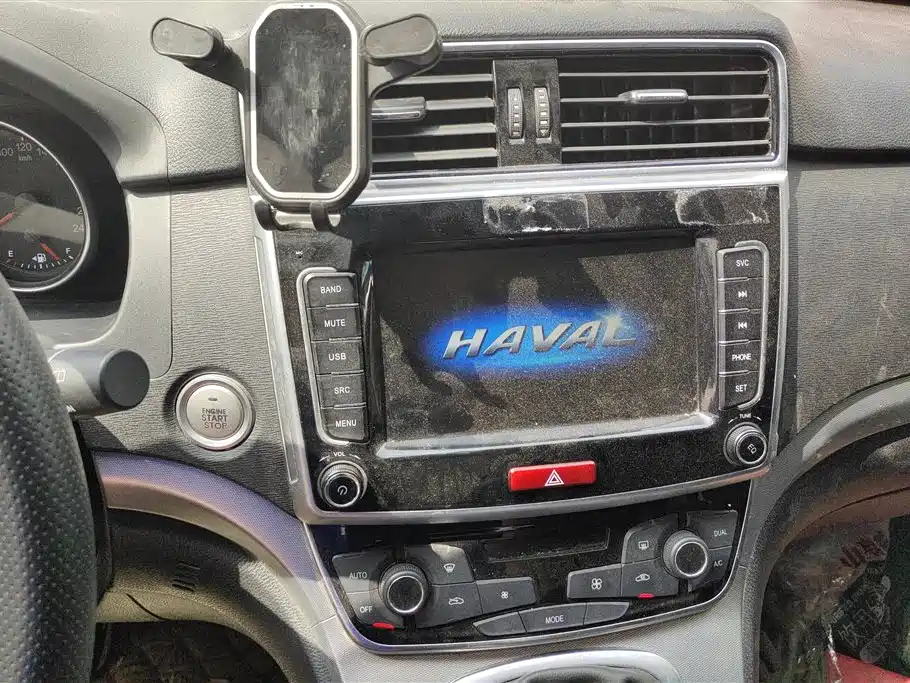 Haval M6 2019 1.5T Manual 2WD Elite Type China VI фото 13