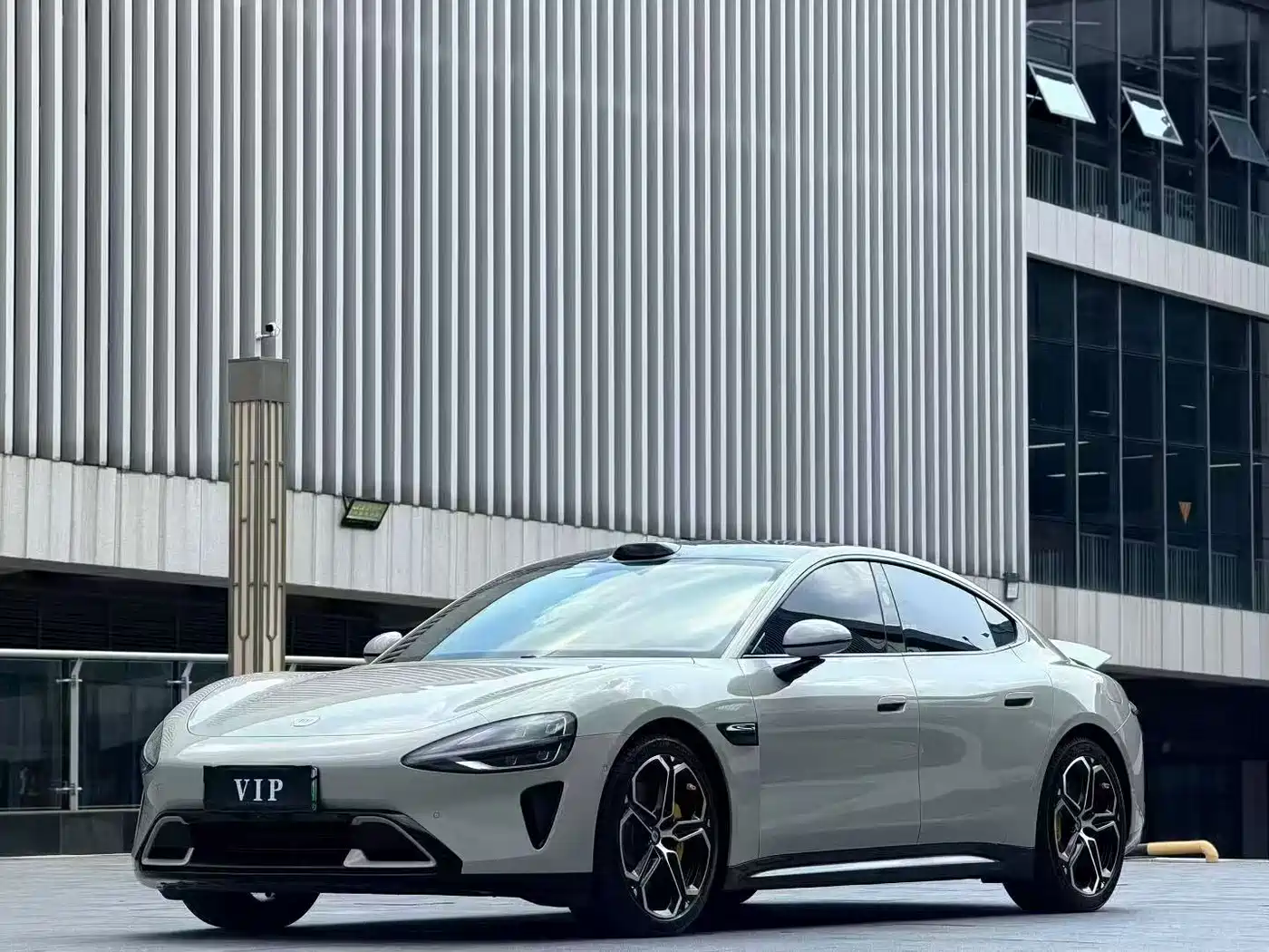 Xiaomi SU7 2024