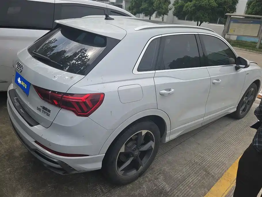 Audi Q3 2019 35 TFSI Fashion Sport фото 3
