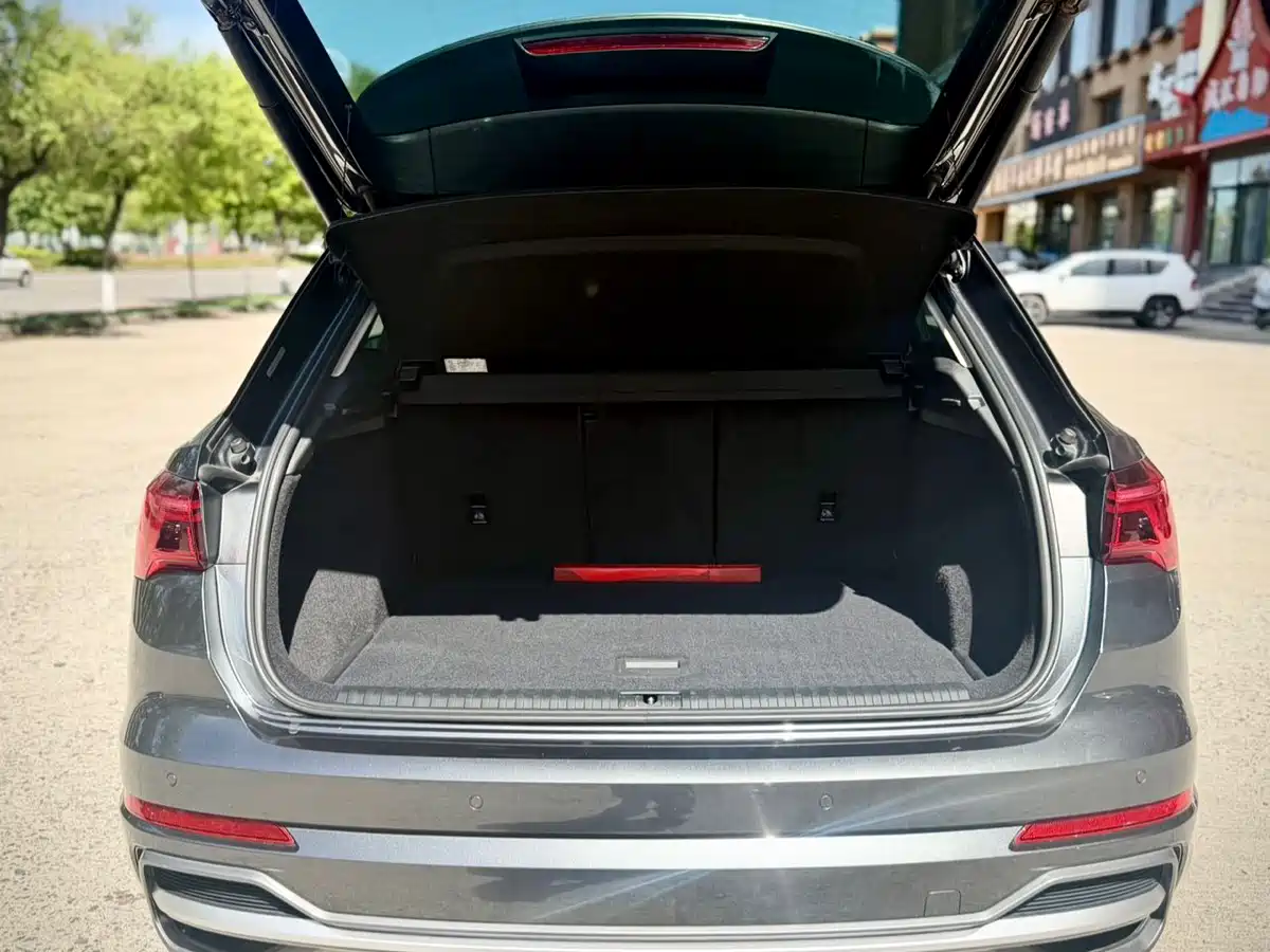 Audi Q3 2022 35 TFSI Fashion Dynamic фото 14