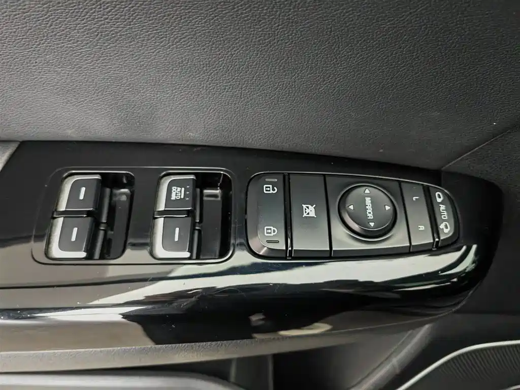 Kia KX5 2016 Model 2.0L Automatic 2WD GLS фото 9