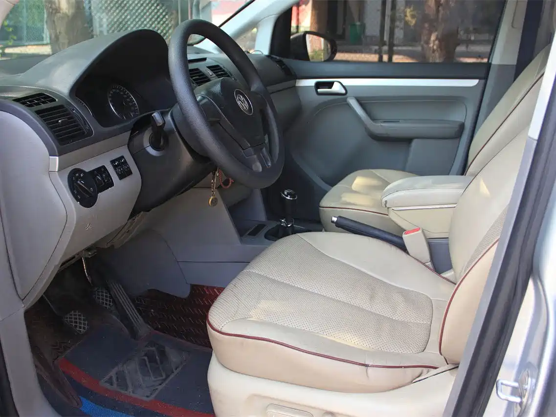 Фото 4 - Volkswagen Touran