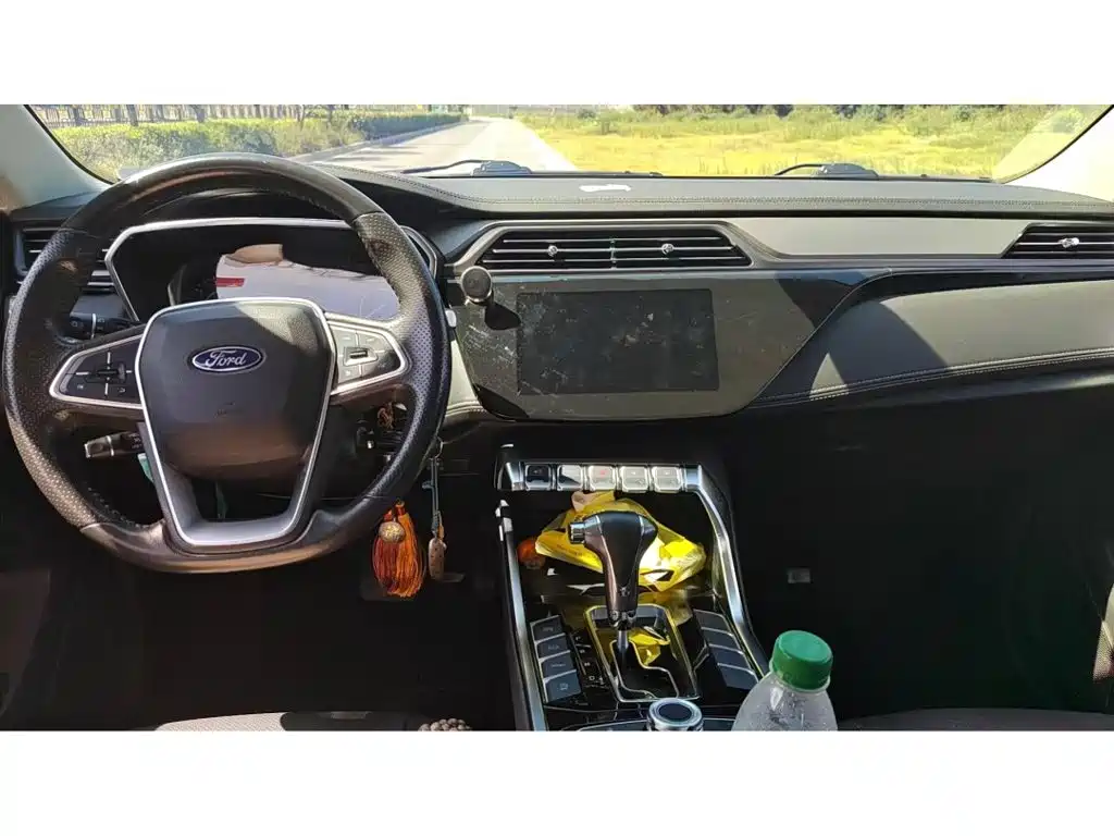 Photo 6 - Ford Territory
