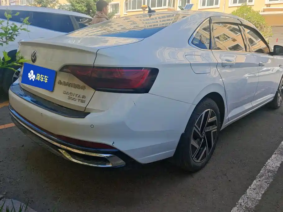 Volkswagen Sagitar 2023 300TSI DSG Surpassing Edition фото 3