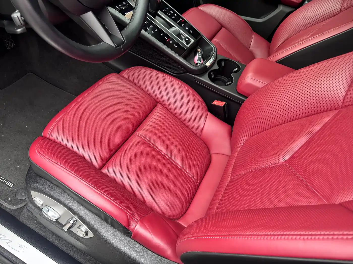 Porsche Macan 2023 Macan S 2.9T фото 10