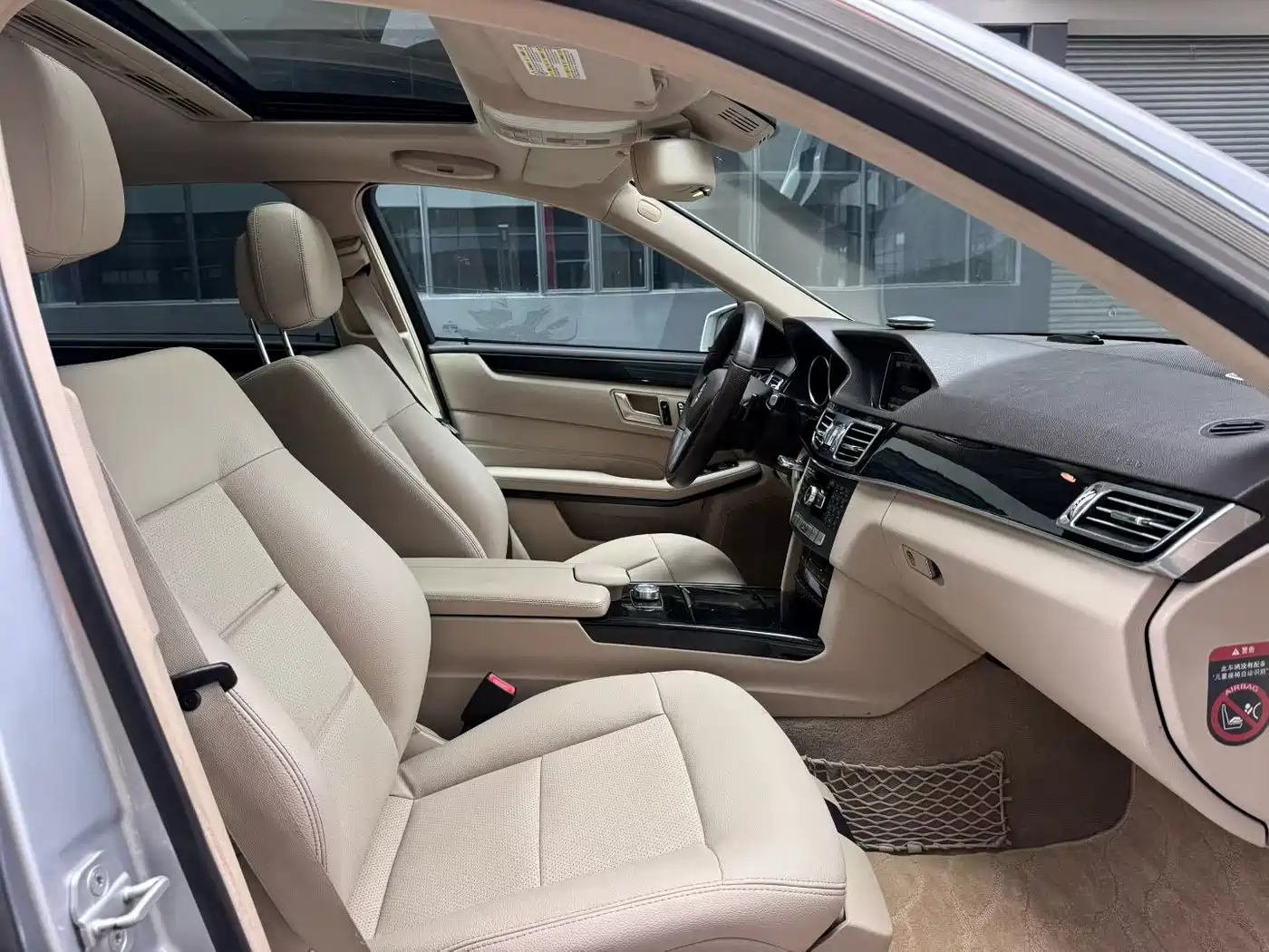 Mercedes-Benz E-Class 2014 E 260 L Sport фото 8