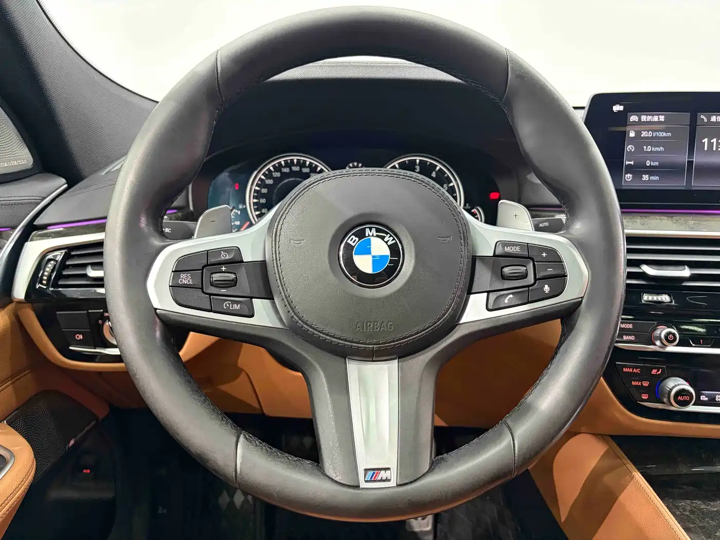 BMW 6 Series GT 2018 630i M Sport Package фото 10